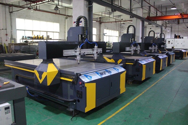 防雾PC镜片切割机定制 bg真人电子数控助力医护行业提高产能